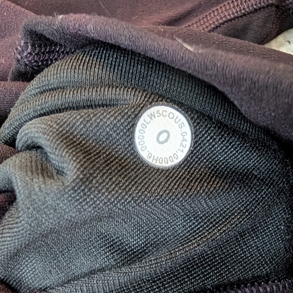 lululemon Align™ High-Rise Pant 28", Diamond Dye Cassis Black, Size 0 - Picture 5 of 6